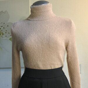 SCHRISTINA CO Turtleneck Sweater Pullover Soft Fuzzy Fluffy Winter Camel S/M